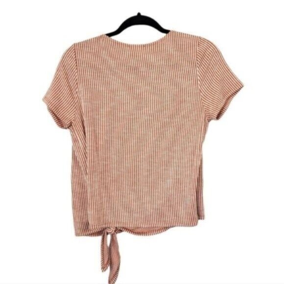 Everly | Striped Short Sleeve Wrap Tie Front Blouse Red White - Picture 2 of 6